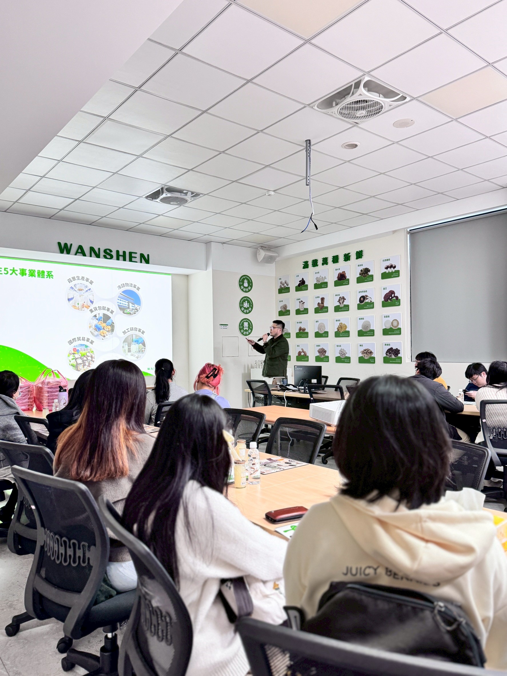 臺大植物病理與微生物學系參訪萬生現場紀錄